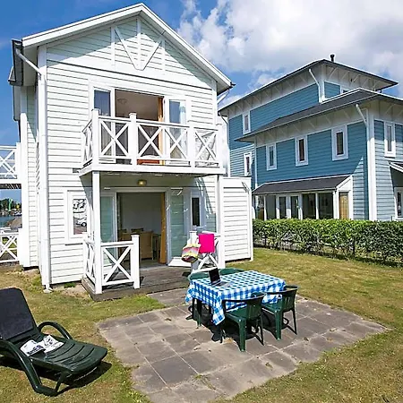 In Cape Helius With Garden Terrace 3*