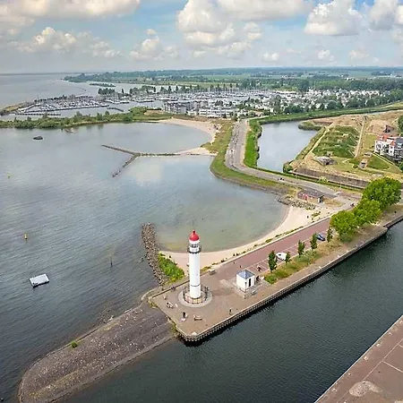 In Cape Helius With Garden Terrace 3* Hellevoetsluis