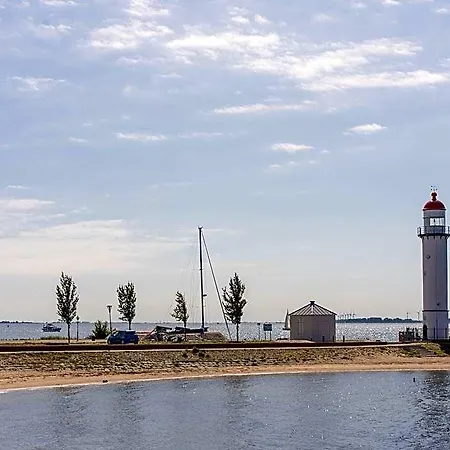 Hotell In Cape Helius With Garden Terrace